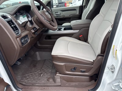 2026 RAM Ram 3500 RAM 3500 LARAMIE CREW CAB 4X4 8' BOX