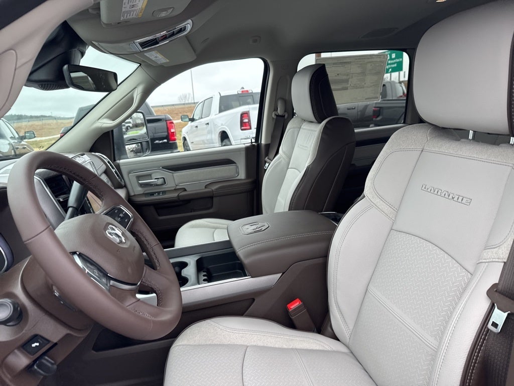 2026 RAM Ram 3500 RAM 3500 LARAMIE CREW CAB 4X4 8' BOX