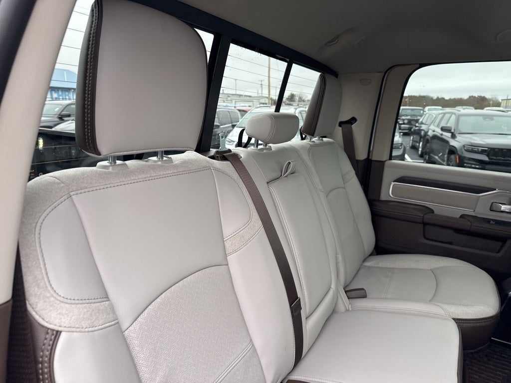 2026 RAM Ram 3500 RAM 3500 LARAMIE CREW CAB 4X4 8' BOX