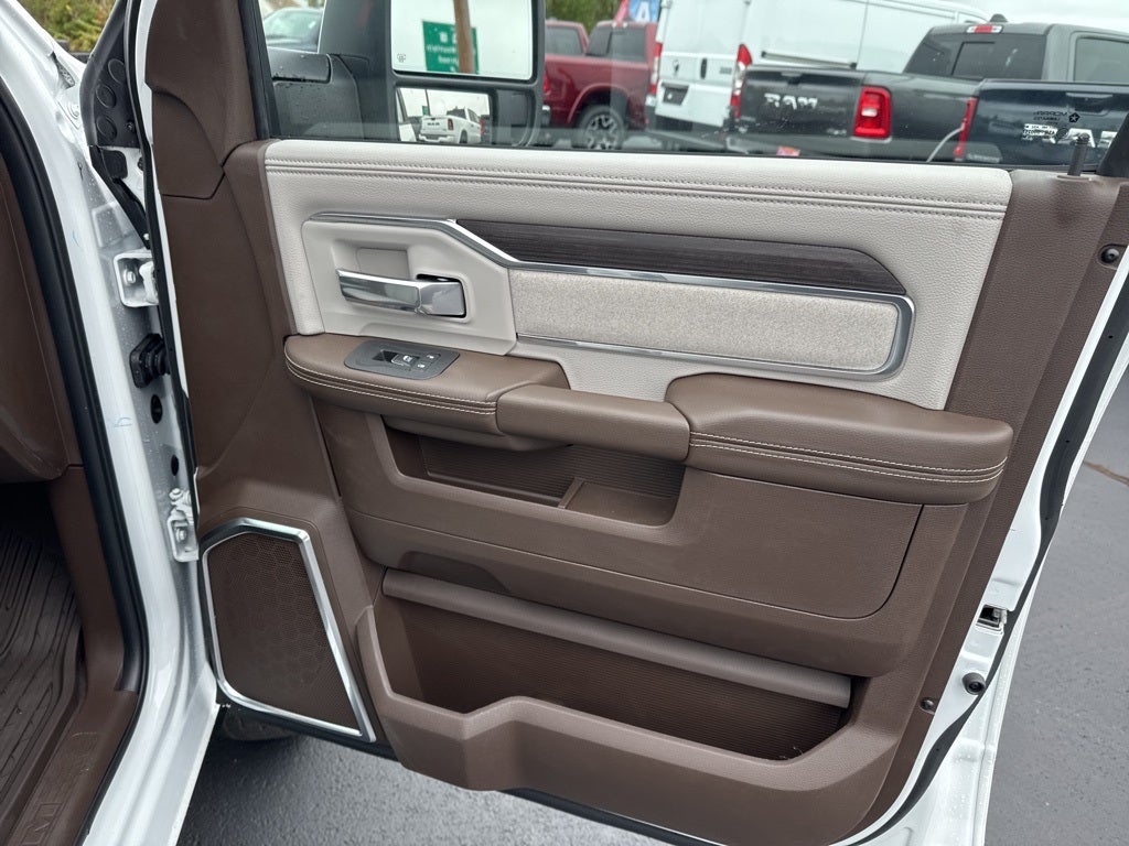 2026 RAM Ram 3500 RAM 3500 LARAMIE CREW CAB 4X4 8' BOX