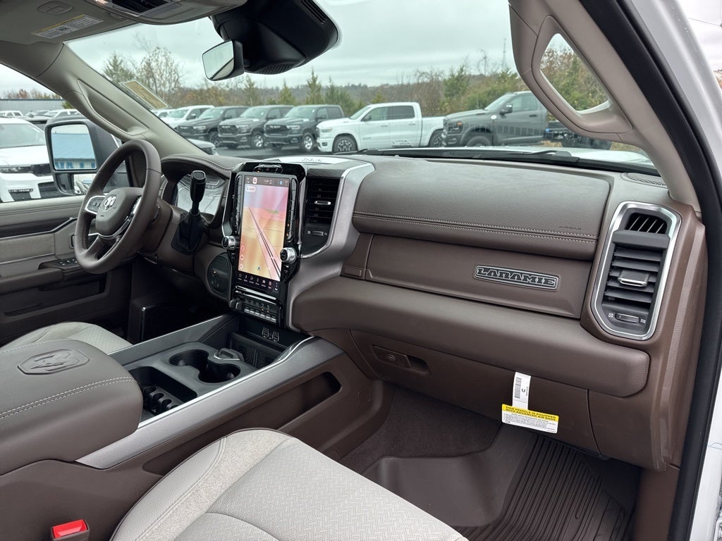 2026 RAM Ram 3500 RAM 3500 LARAMIE CREW CAB 4X4 8' BOX
