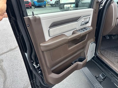 2026 RAM Ram 3500 RAM 3500 LARAMIE CREW CAB 4X4 8' BOX
