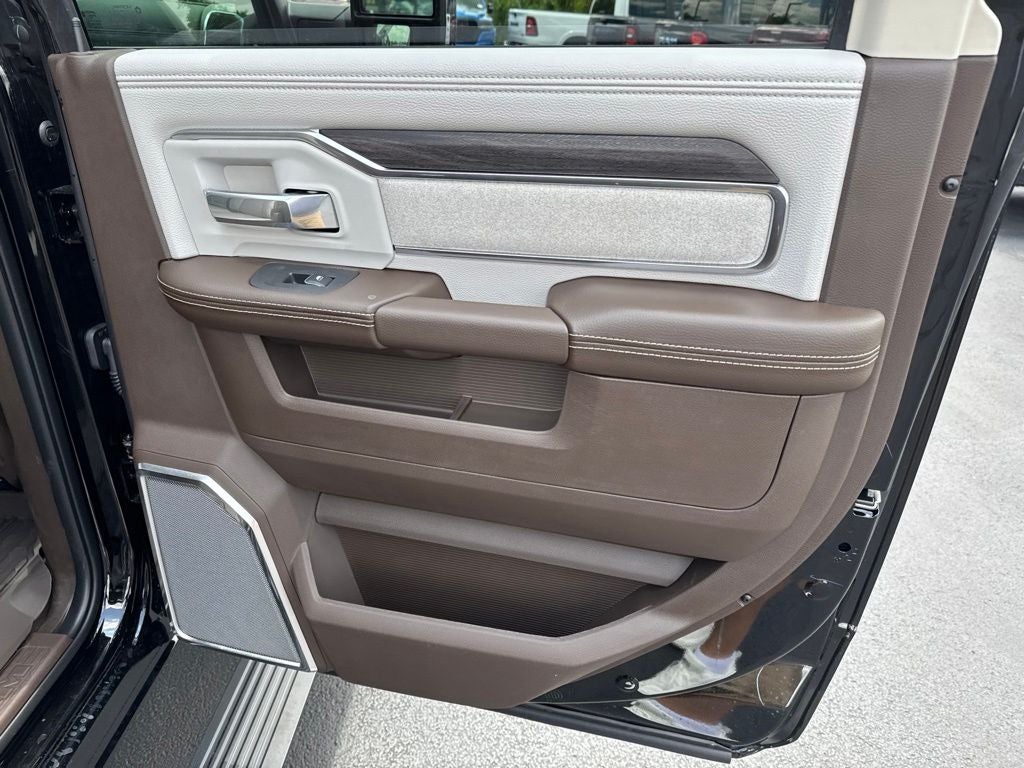 2026 RAM Ram 3500 RAM 3500 LARAMIE CREW CAB 4X4 8' BOX