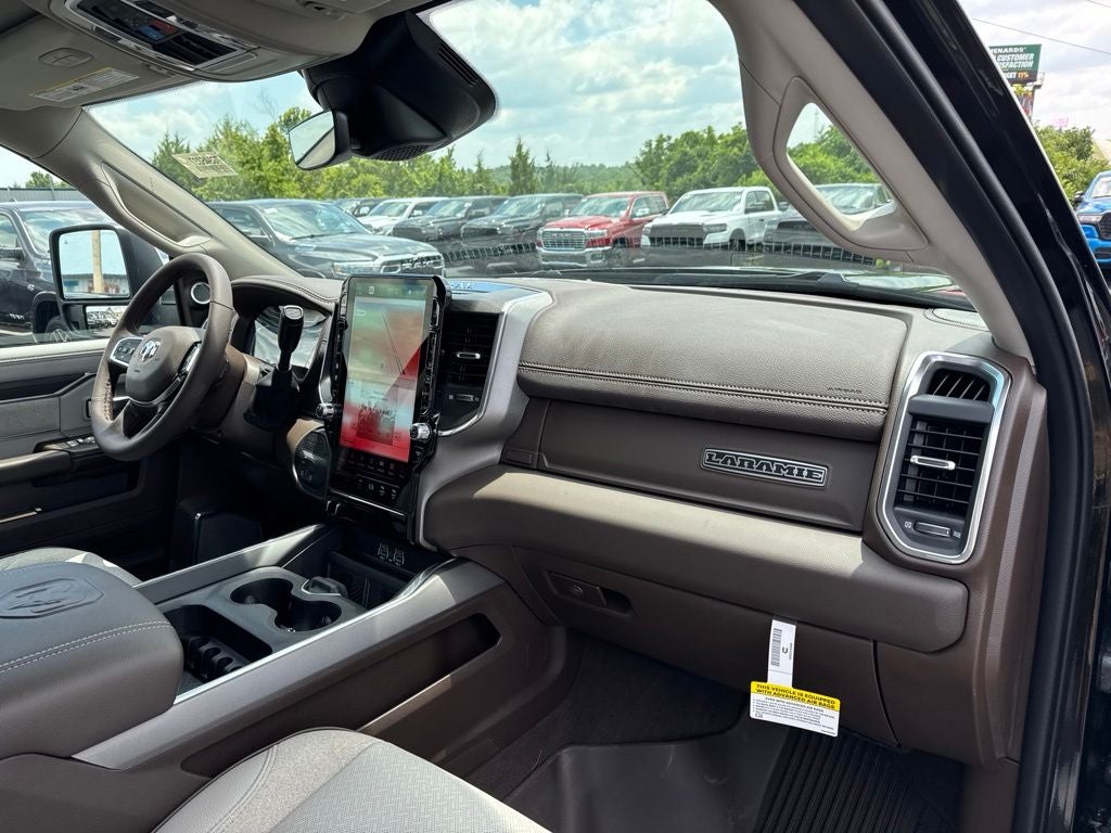 2026 RAM Ram 3500 RAM 3500 LARAMIE CREW CAB 4X4 8' BOX