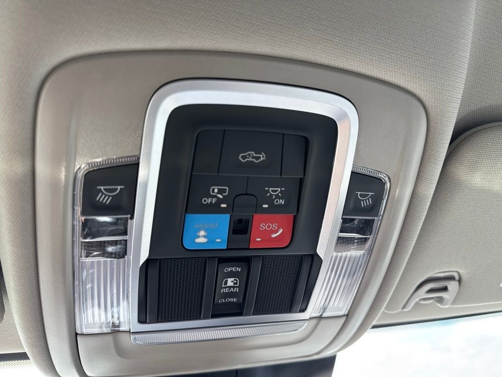 2026 RAM Ram 3500 RAM 3500 LARAMIE CREW CAB 4X4 8' BOX