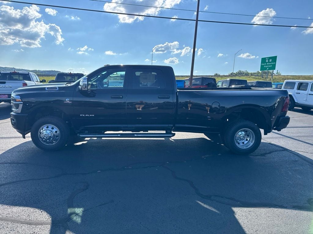 2026 RAM Ram 3500 RAM 3500 LARAMIE CREW CAB 4X4 8' BOX