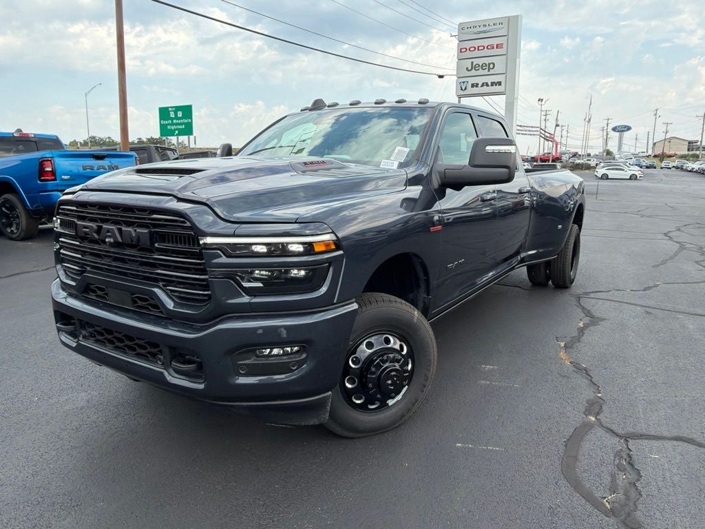 2026 RAM Ram 3500 RAM 3500 LARAMIE CREW CAB 4X4 8' BOX