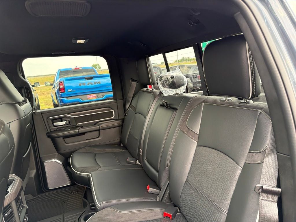 2026 RAM Ram 3500 RAM 3500 LARAMIE CREW CAB 4X4 8' BOX