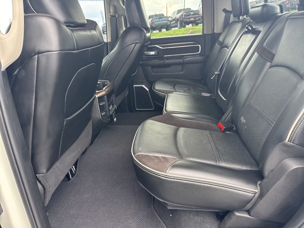 2024 RAM 3500 Laramie Crew Cab 4x4 8' Box