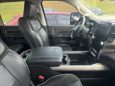 2024 RAM 3500 Laramie Crew Cab 4x4 8' Box