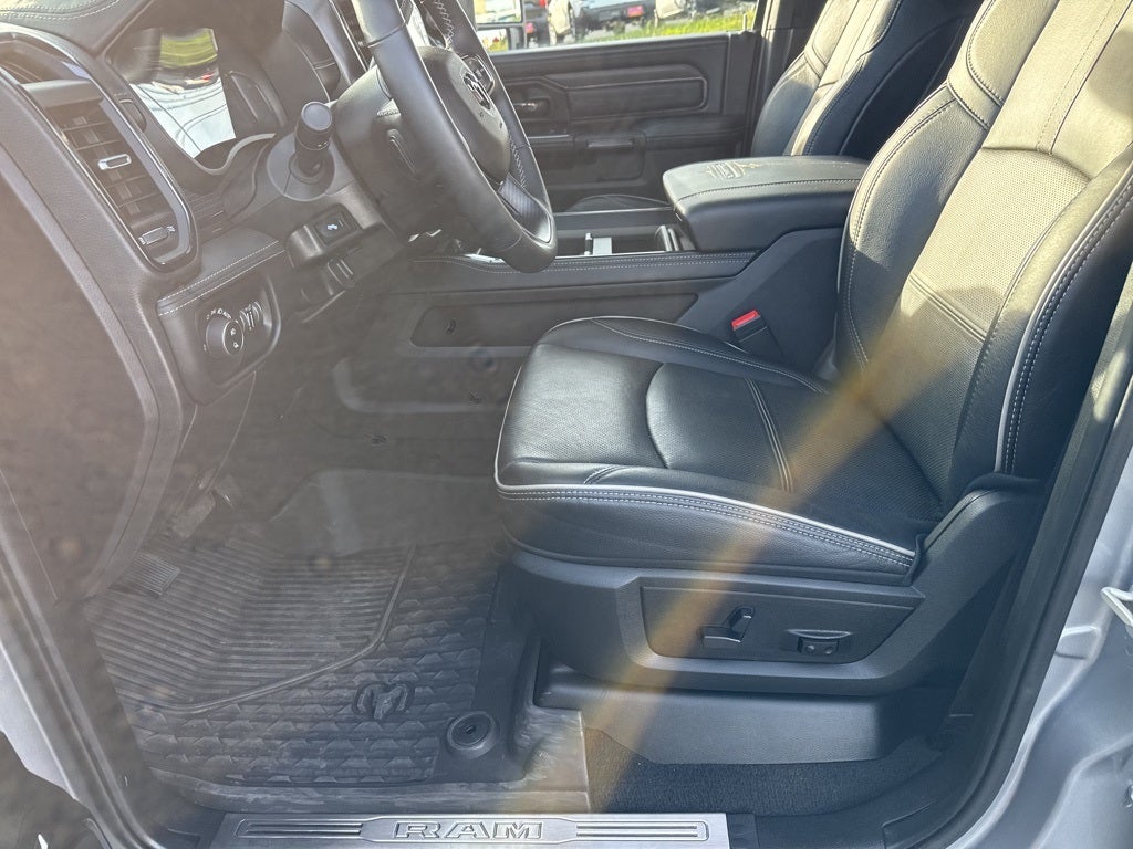 2024 RAM 3500 Limited Mega Cab 4x4 6'4' Box