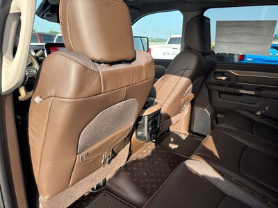 2026 RAM Ram 3500 RAM 3500 LIMITED LONGHORN MEGA CAB 4X4 6'4' BOX