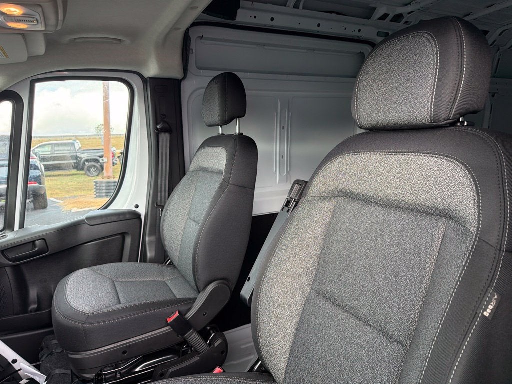 2027 RAM ProMaster Cargo Van Tradesman
