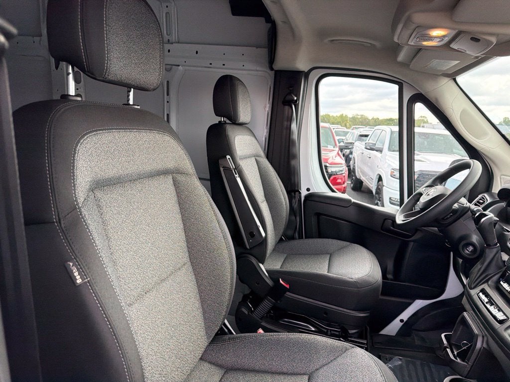 2027 RAM ProMaster Cargo Van Tradesman