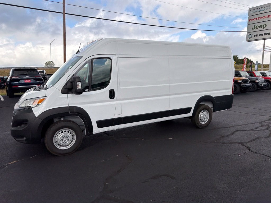 2027 RAM ProMaster Cargo Van Tradesman
