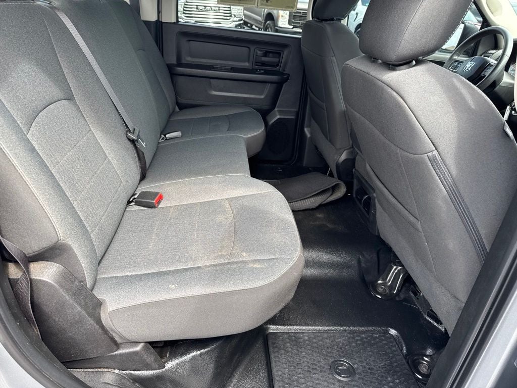 2023 RAM 1500 Classic Tradesman Crew Cab 4x4 5'7' Box
