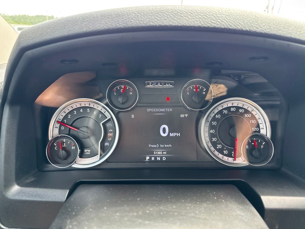 2023 RAM 1500 Classic Tradesman Crew Cab 4x4 5'7' Box