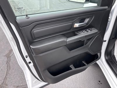 2026 RAM Ram 1500 RAM 1500 TRADESMAN CREW CAB 4X4 5'7' BOX