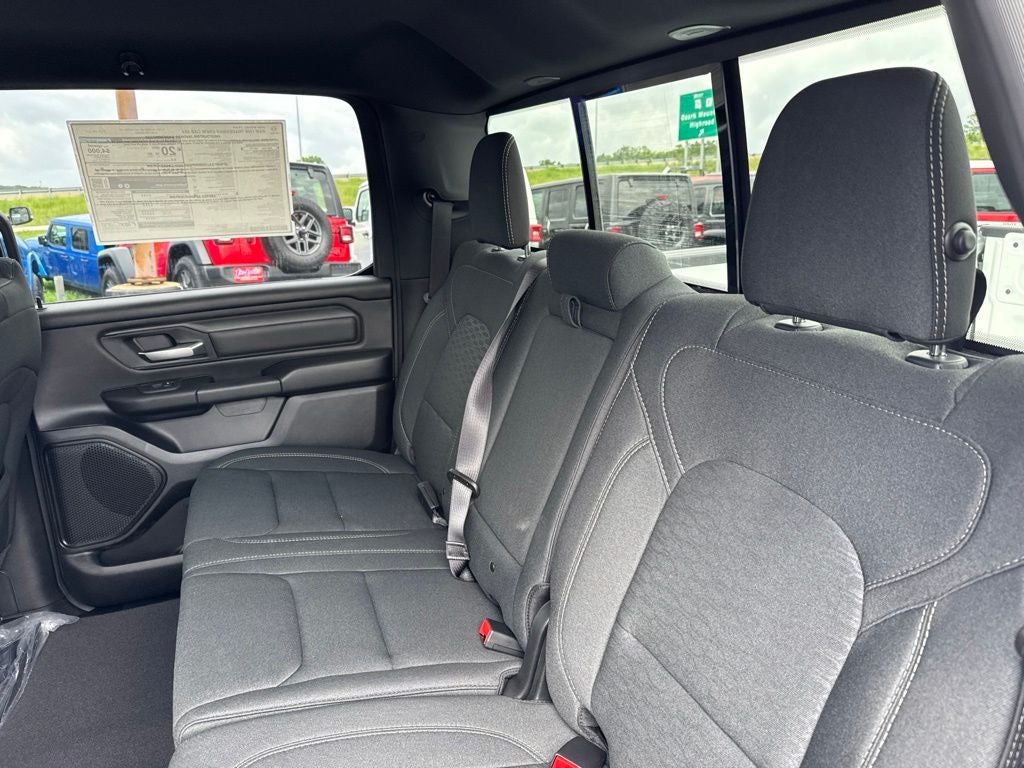 2026 RAM Ram 1500 RAM 1500 TRADESMAN CREW CAB 4X4 5'7' BOX