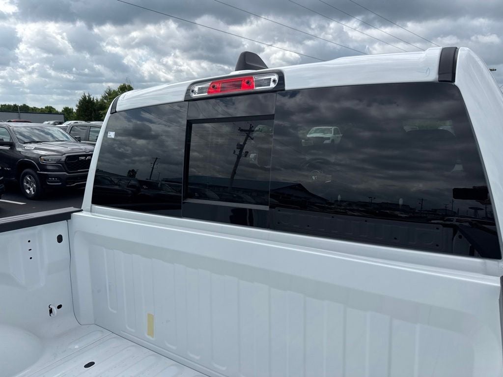2026 RAM Ram 1500 RAM 1500 TRADESMAN CREW CAB 4X4 5'7' BOX