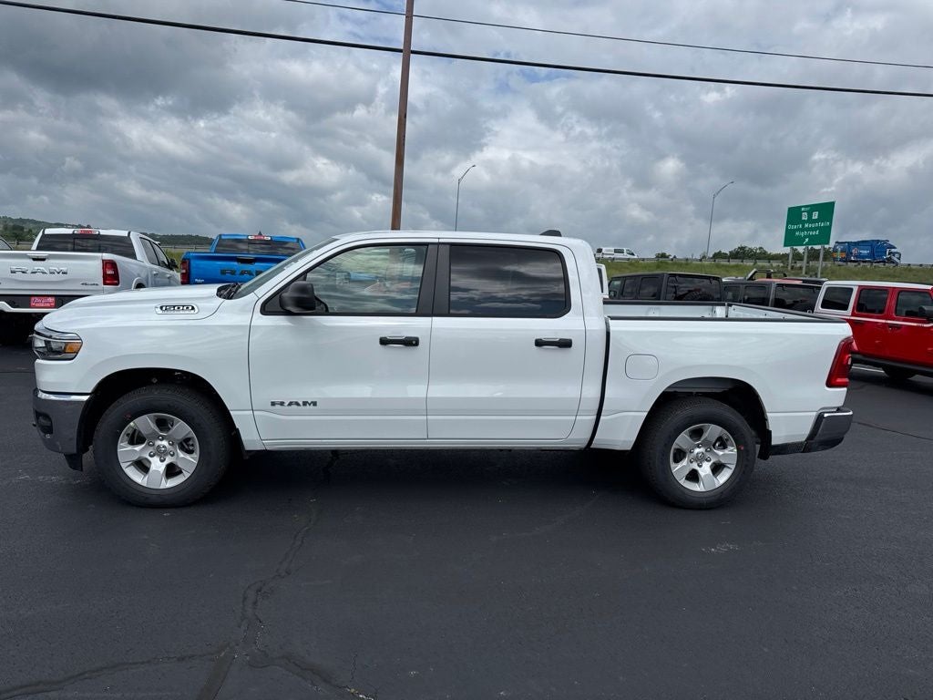 2026 RAM Ram 1500 RAM 1500 TRADESMAN CREW CAB 4X4 5'7' BOX