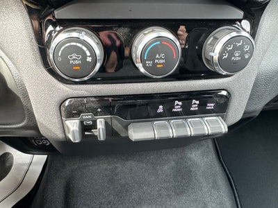 2026 RAM Ram 1500 RAM 1500 TRADESMAN CREW CAB 4X4 5'7' BOX