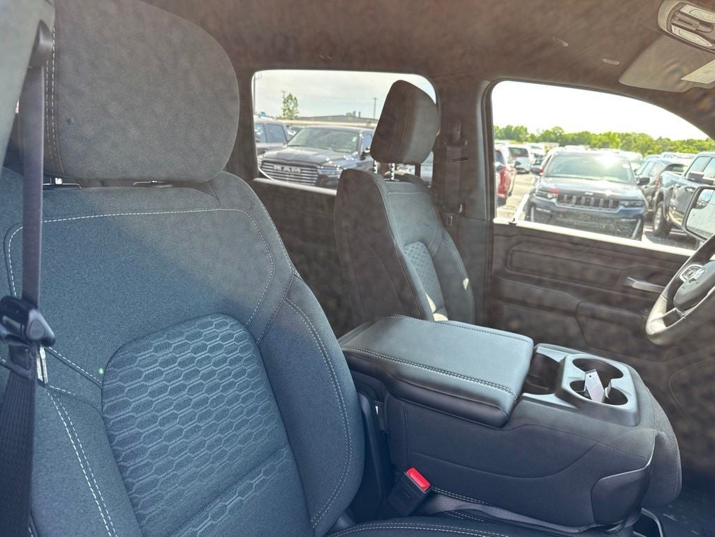 2026 RAM Ram 1500 RAM 1500 WARLOCK CREW CAB 4X4 5'7' BOX