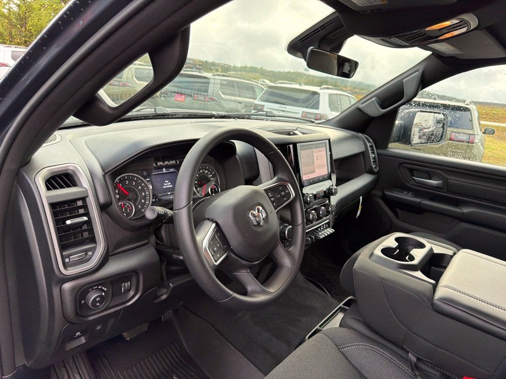 2027 RAM Ram 1500 RAM 1500 WARLOCK CREW CAB 4X4 5'7' BOX