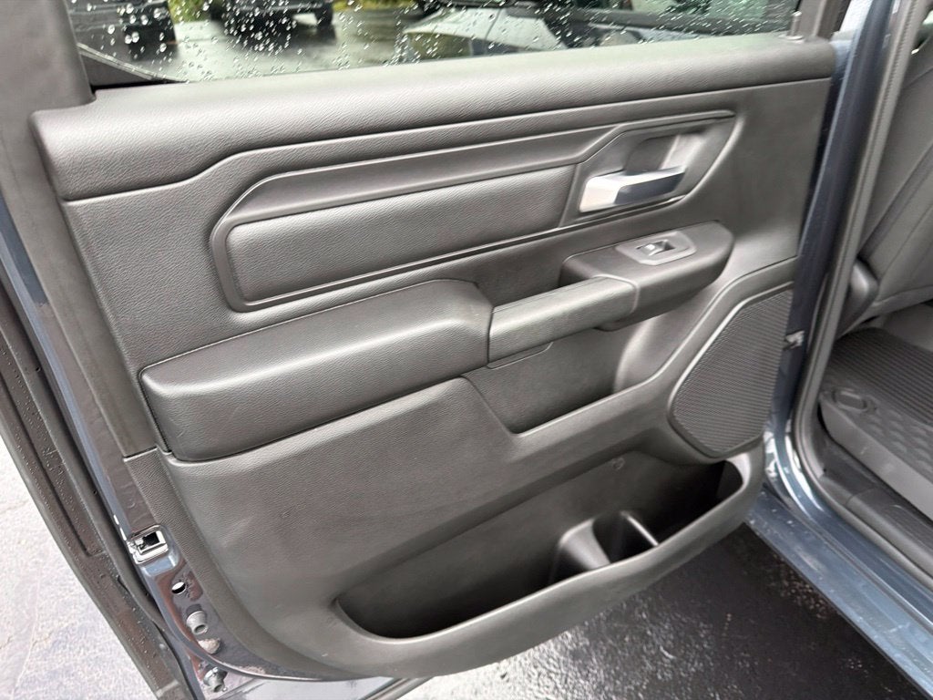 2027 RAM Ram 1500 RAM 1500 WARLOCK CREW CAB 4X4 5'7' BOX
