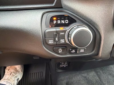 2027 RAM Ram 1500 RAM 1500 WARLOCK CREW CAB 4X4 5'7' BOX