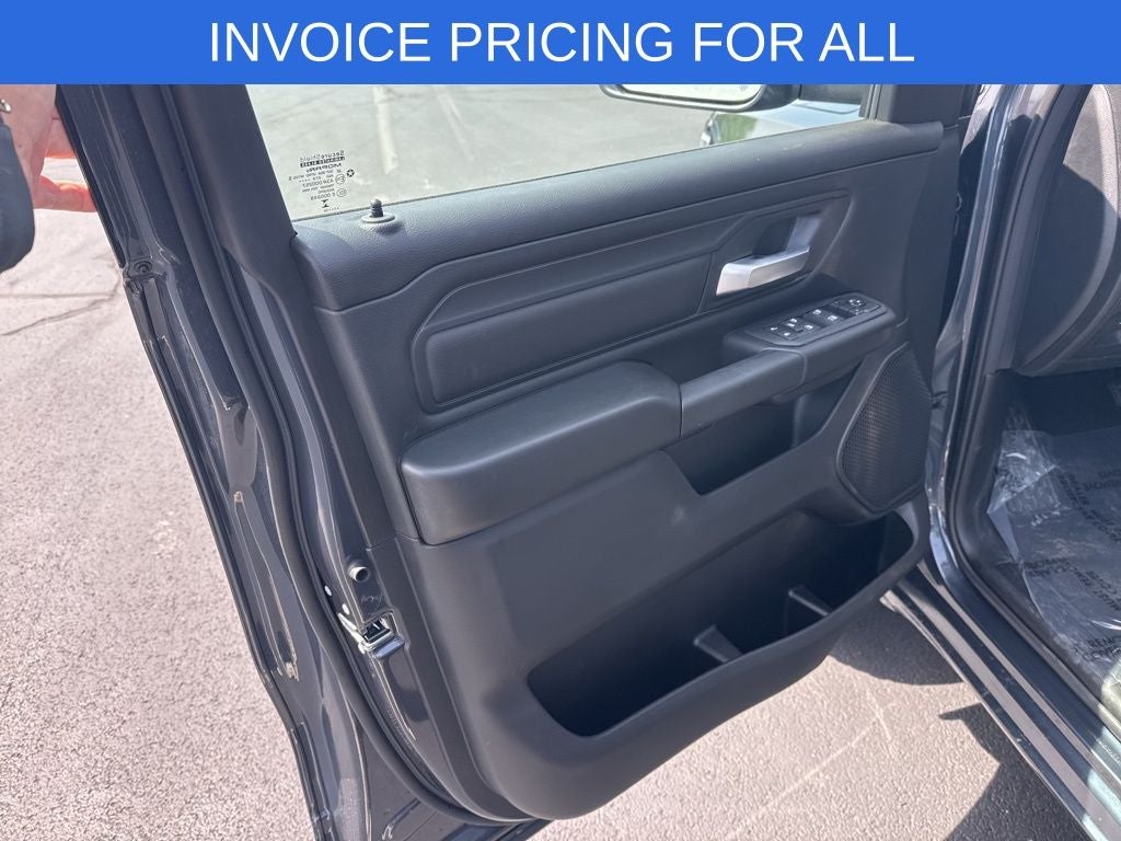 2026 RAM Ram 1500 RAM 1500 WARLOCK CREW CAB 4X4 5'7' BOX