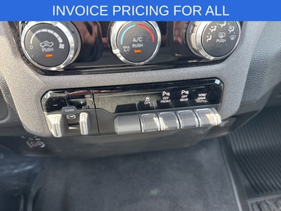 2026 RAM Ram 1500 RAM 1500 WARLOCK CREW CAB 4X4 5'7' BOX