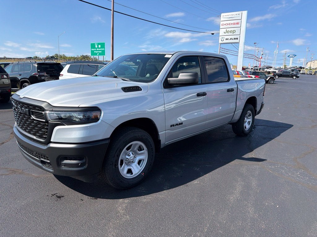 2027 RAM Ram 1500 RAM 1500 TRADESMAN CREW CAB 4X4 5'7' BOX