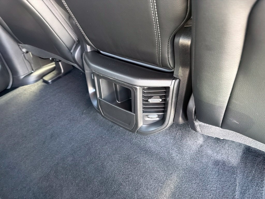 2027 RAM Ram 1500 RAM 1500 TRADESMAN CREW CAB 4X4 5'7' BOX