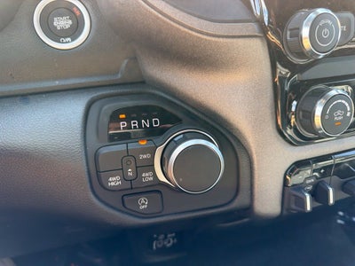 2027 RAM Ram 1500 RAM 1500 TRADESMAN CREW CAB 4X4 5'7' BOX