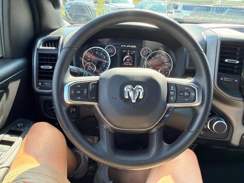 2027 RAM Ram 1500 RAM 1500 TRADESMAN CREW CAB 4X4 5'7' BOX