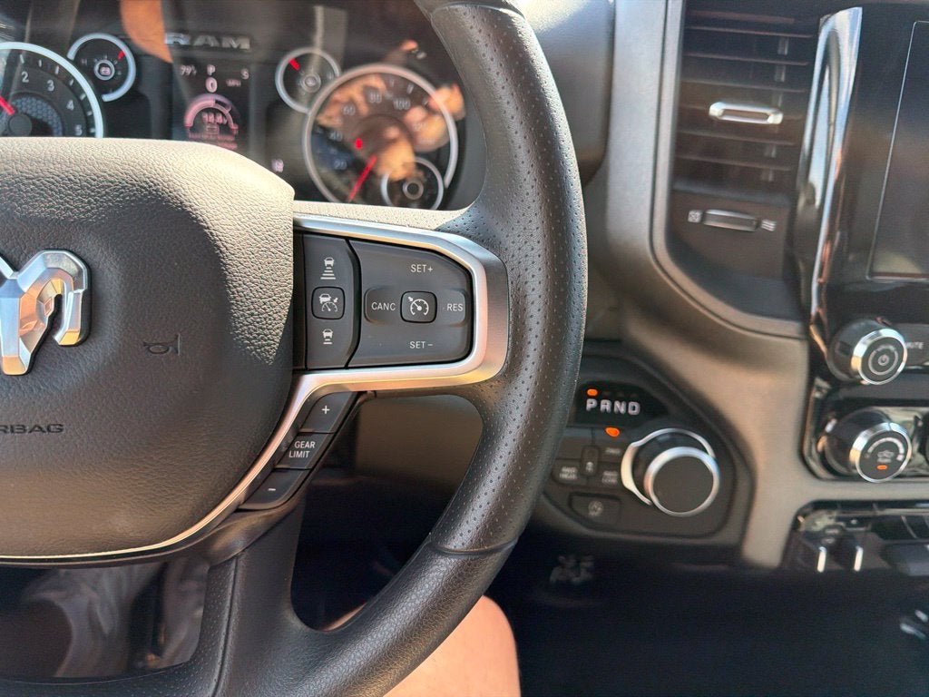 2027 RAM Ram 1500 RAM 1500 TRADESMAN CREW CAB 4X4 5'7' BOX
