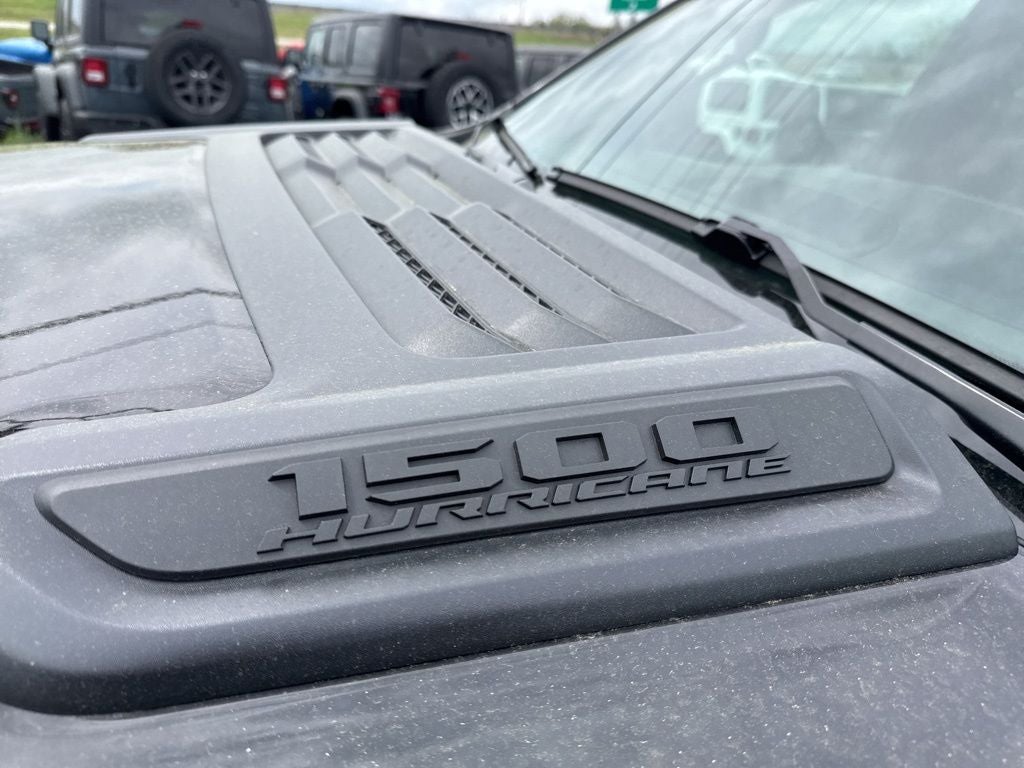 2026 RAM Ram 1500 RAM 1500 EXPRESS CREW CAB 4X4 5'7' BOX