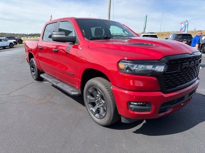 2027 RAM Ram 1500 RAM 1500 EXPRESS CREW CAB 4X4 5'7' BOX