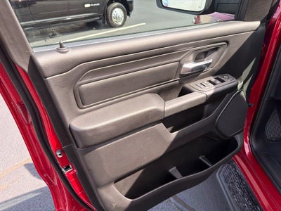 2027 RAM Ram 1500 RAM 1500 EXPRESS CREW CAB 4X4 5'7' BOX