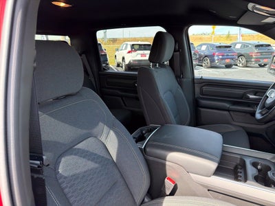2027 RAM Ram 1500 RAM 1500 EXPRESS CREW CAB 4X4 5'7' BOX