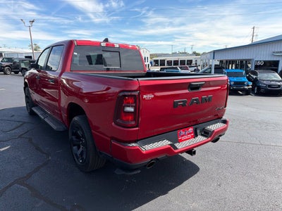 2027 RAM Ram 1500 RAM 1500 EXPRESS CREW CAB 4X4 5'7' BOX