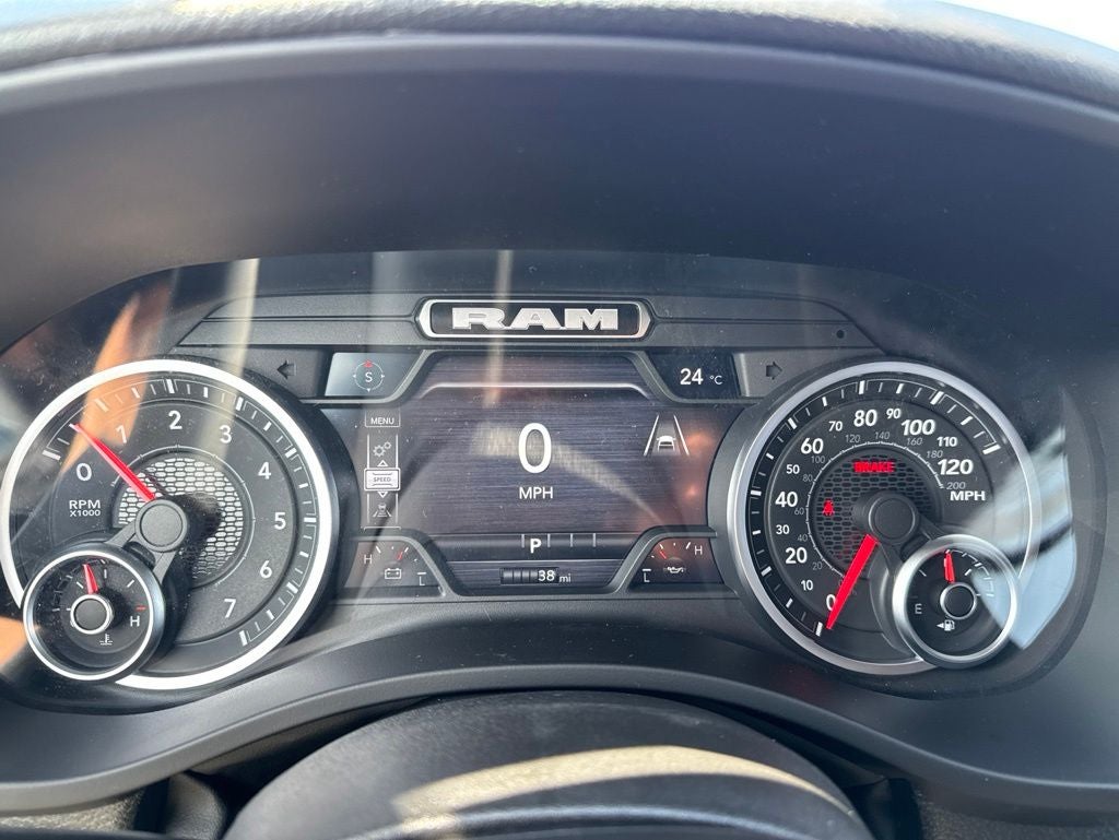 2026 RAM Ram 1500 RAM 1500 WARLOCK CREW CAB 4X4 5'7' BOX