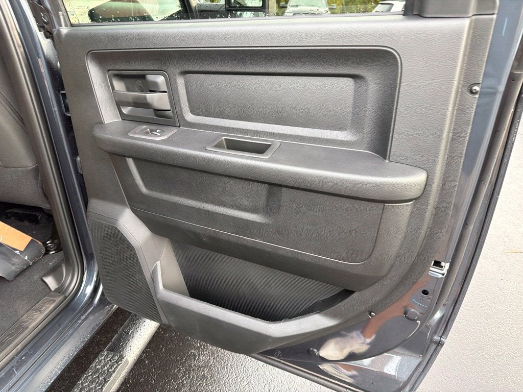 2027 RAM Ram 2500 RAM 2500 TRADESMAN CREW CAB 4X4 6'4' BOX