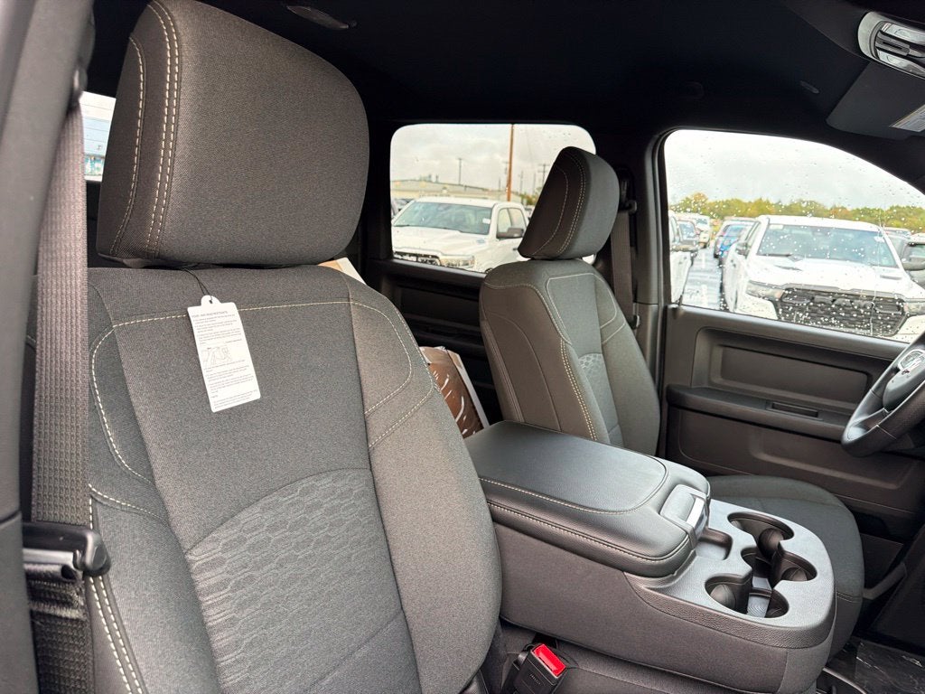 2027 RAM Ram 2500 RAM 2500 TRADESMAN CREW CAB 4X4 6'4' BOX