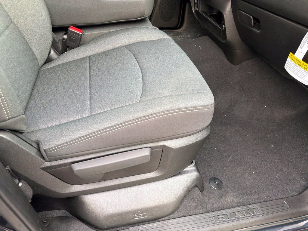 2027 RAM Ram 2500 RAM 2500 TRADESMAN CREW CAB 4X4 6'4' BOX