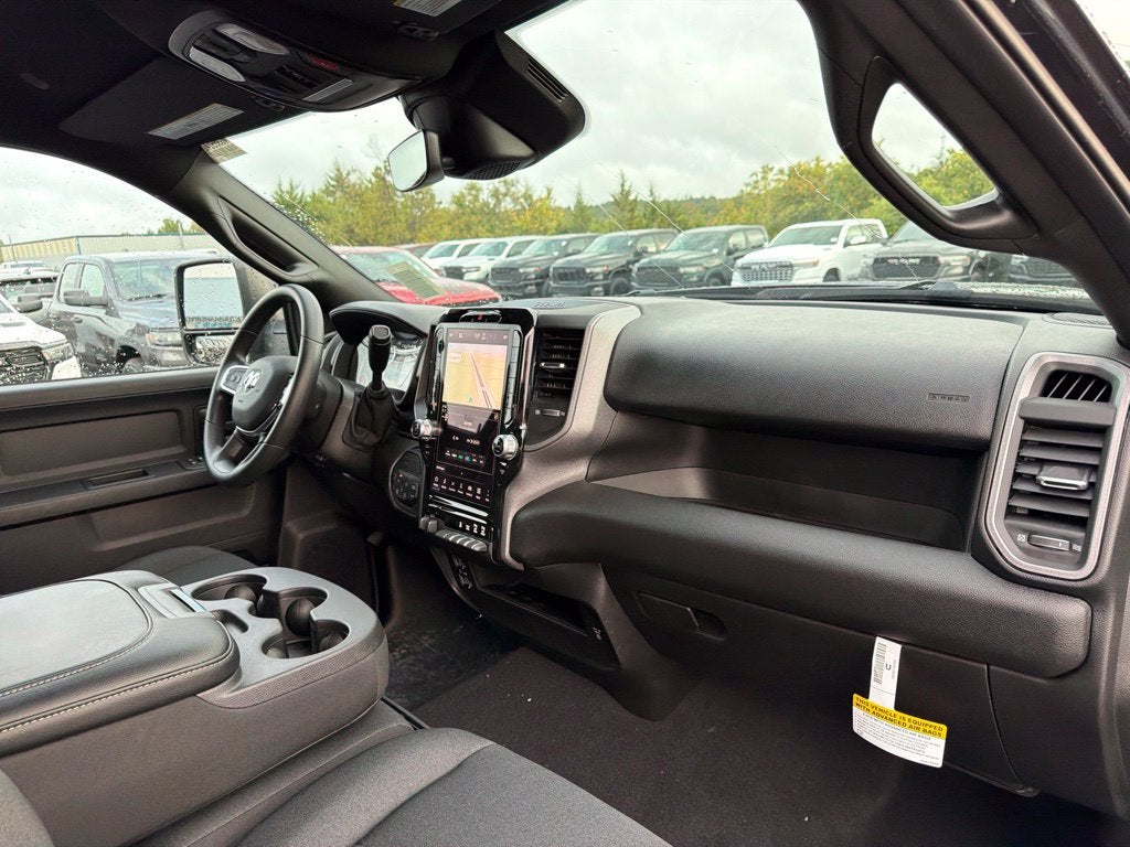 2027 RAM Ram 2500 RAM 2500 TRADESMAN CREW CAB 4X4 6'4' BOX