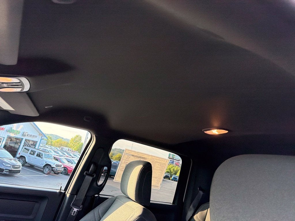 2027 RAM Ram 2500 RAM 2500 TRADESMAN CREW CAB 4X4 6'4' BOX