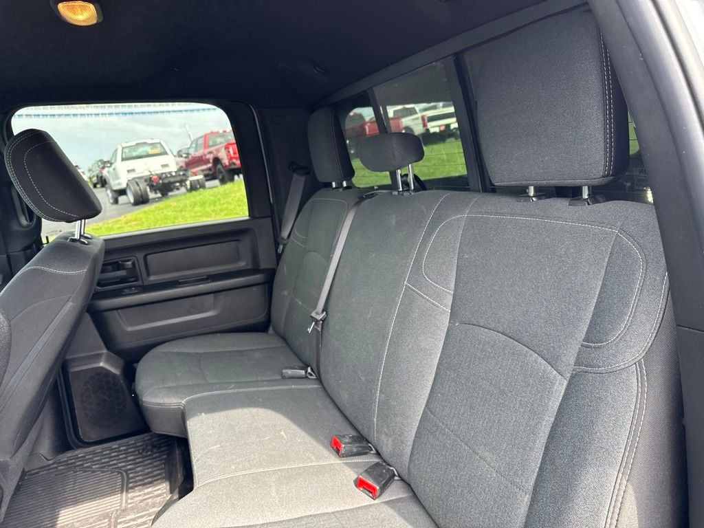 2023 RAM 2500 Tradesman Crew Cab 4x4 6'4' Box
