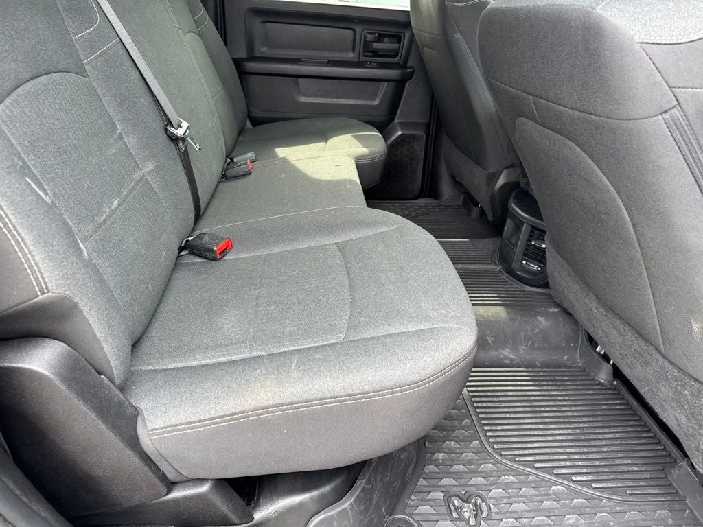 2023 RAM 2500 Tradesman Crew Cab 4x4 6'4' Box